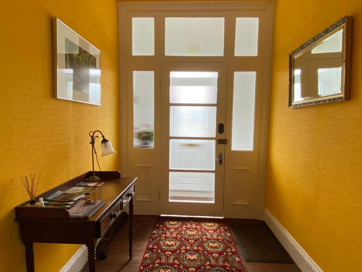 St John'S Flat Spacious Accomodation Dalry  ภายนอก รูปภาพ